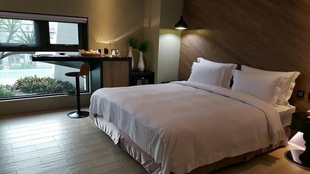 All-Ur Boutique Motel - Xin-Jhung Branch New Taipei City Extérieur photo
