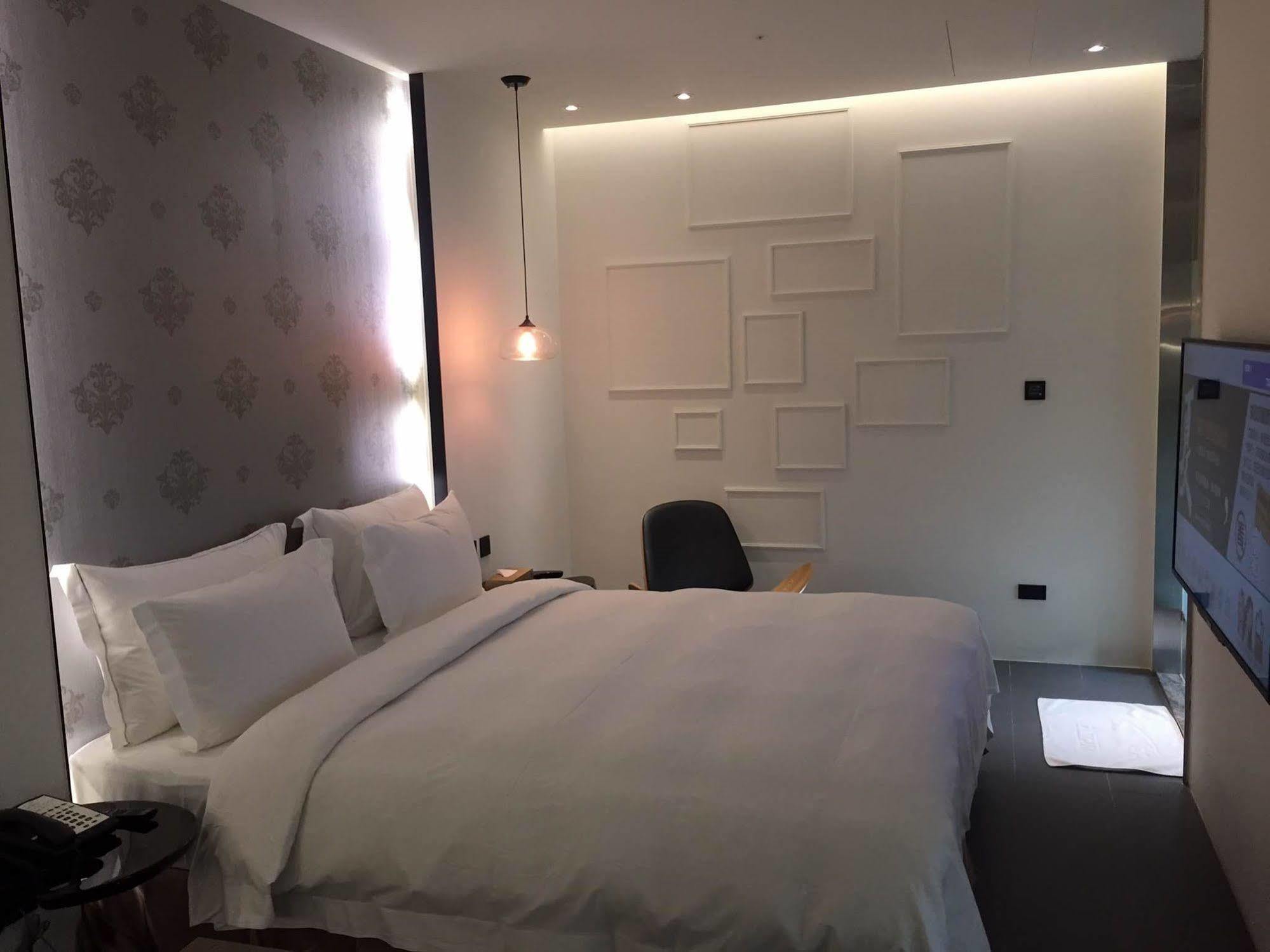All-Ur Boutique Motel - Xin-Jhung Branch New Taipei City Extérieur photo