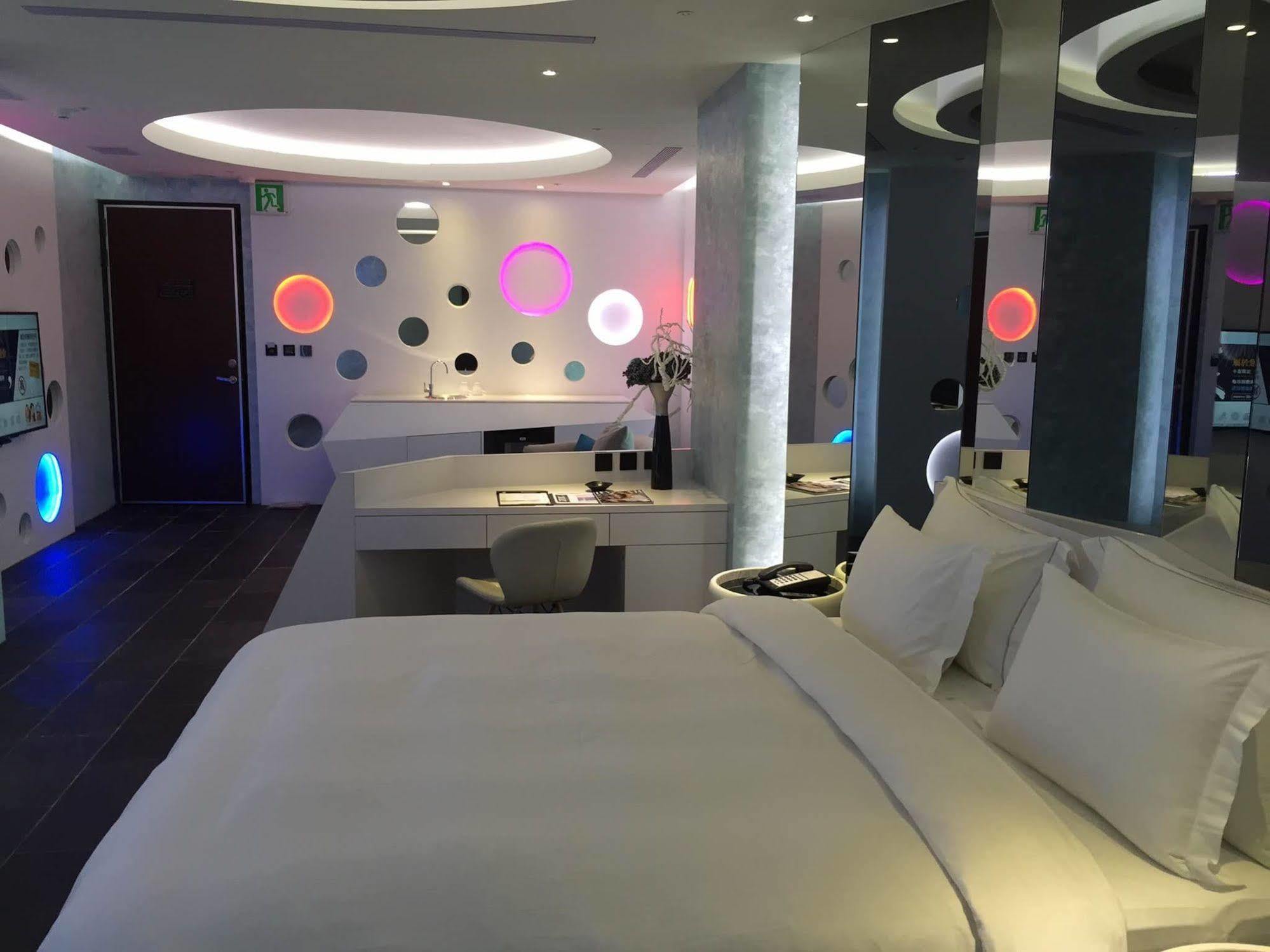 All-Ur Boutique Motel - Xin-Jhung Branch New Taipei City Extérieur photo